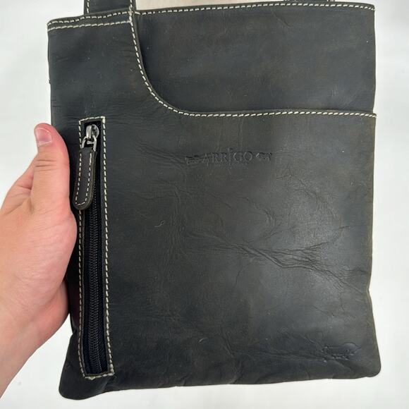 NWT Arrigo Black leather Unisex's Shoulder Crossbody bag - Picture 2 of 6
